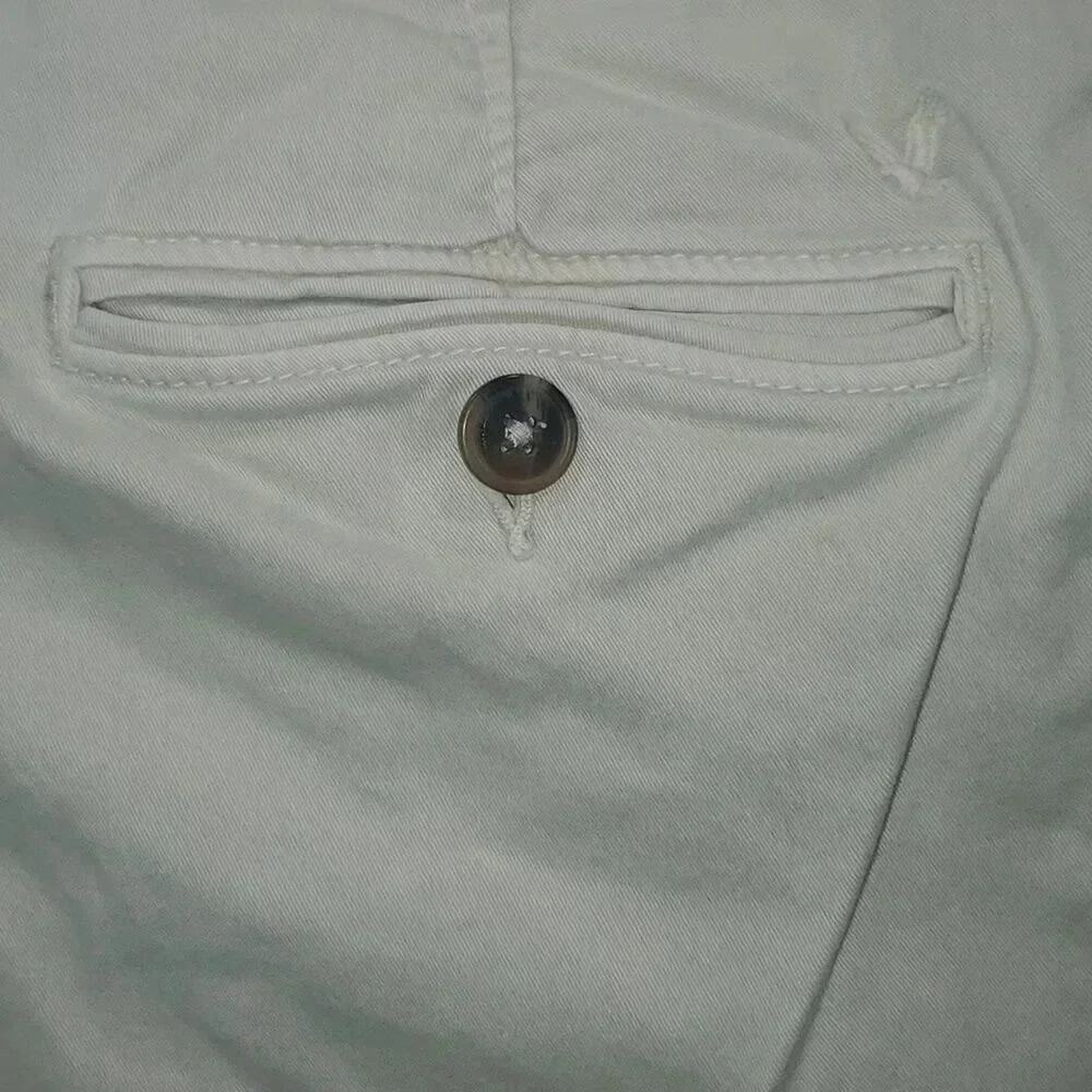 American Eagle Active Flex Light Khaki Flat Front Shorts Size 30 - Picture 5 of 11